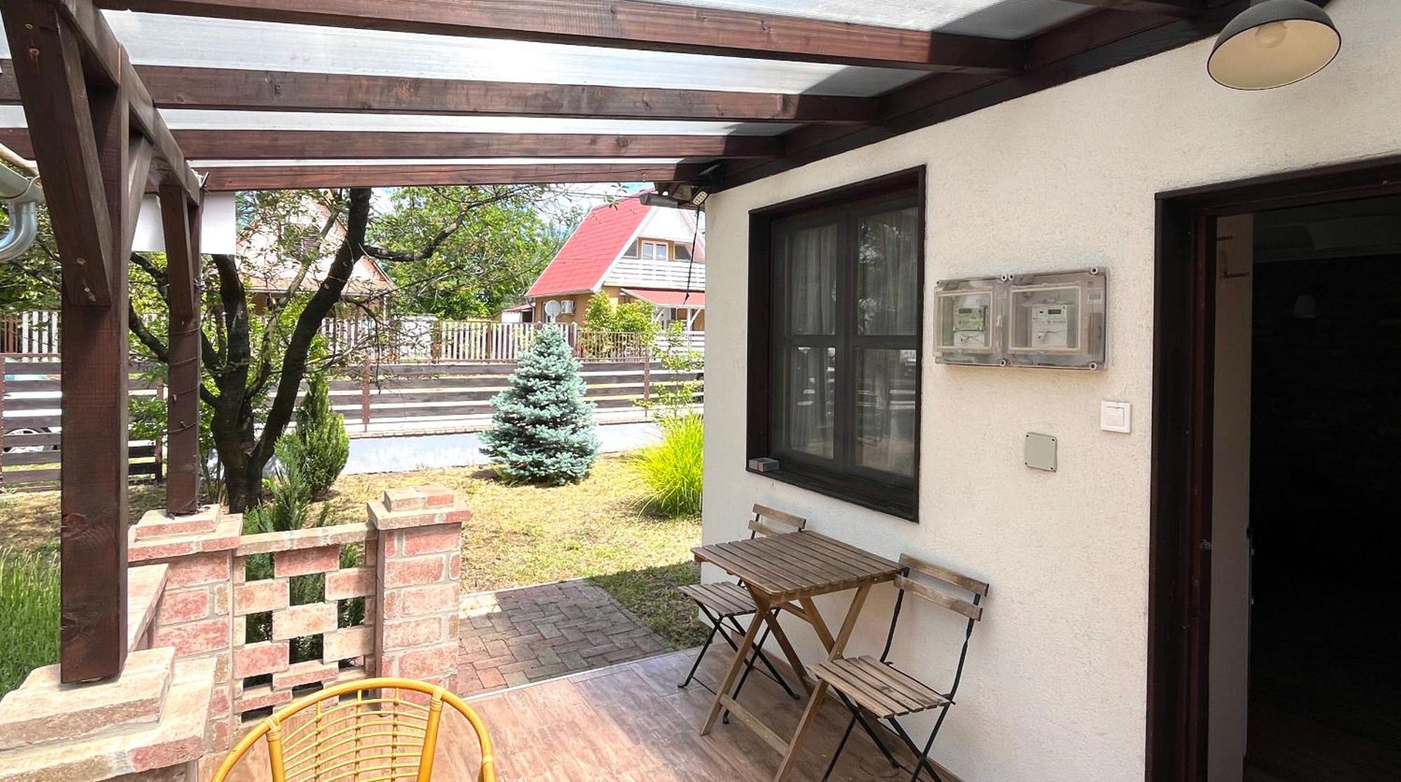 Aranypart Apartmán *